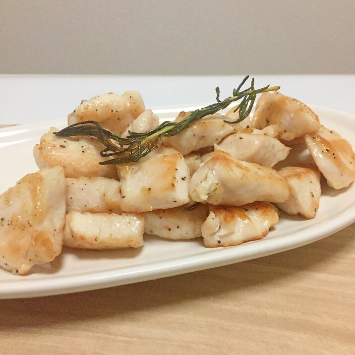 お弁当のおかずにも 鶏胸肉のローズマリー焼き レシピ 作り方 By まかろん 楽天レシピ お弁当のおかずにも 鶏胸肉のローズマリー焼き レシピ 作り方 By まかろん 楽天レシピ